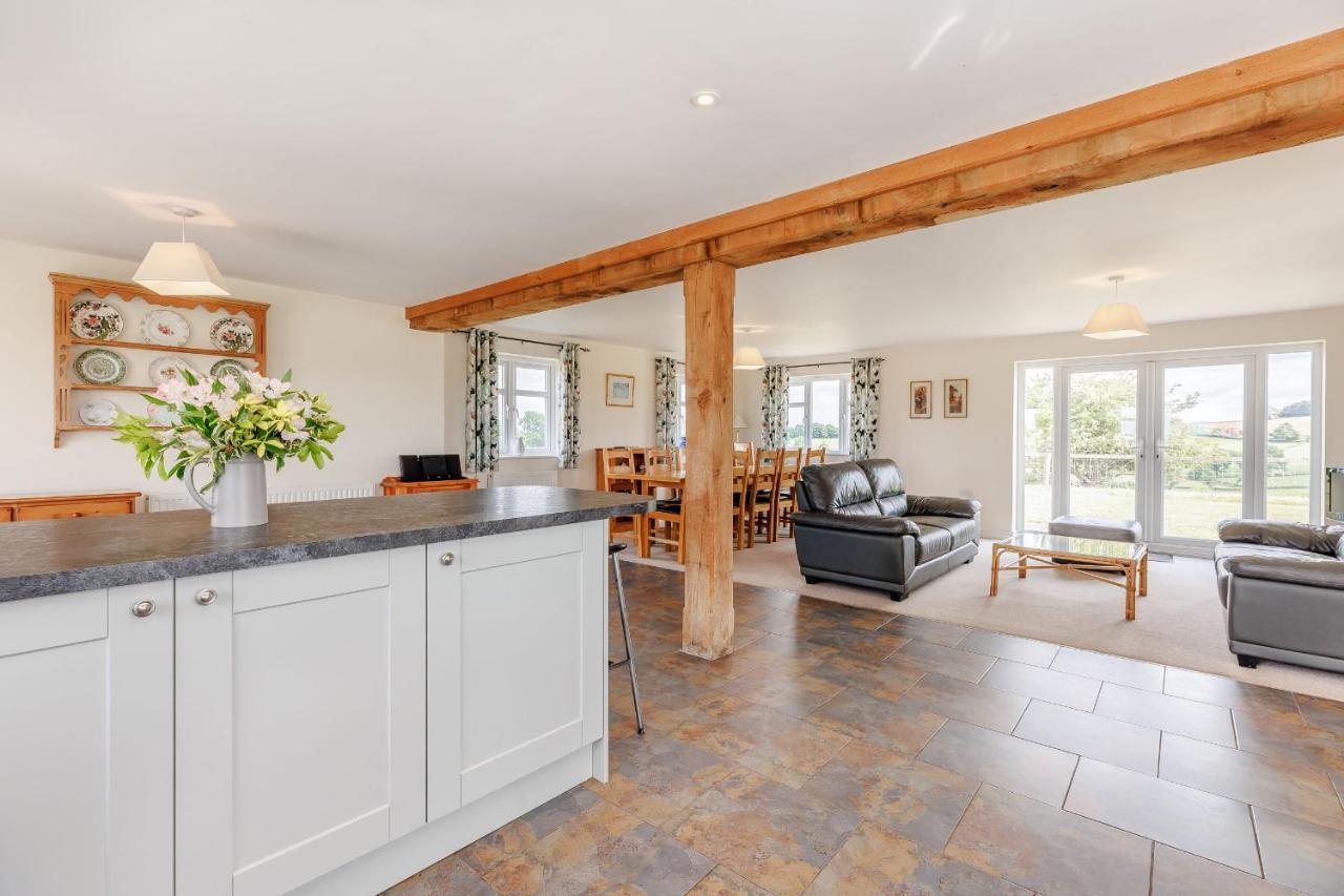 Wood Cottage Tenbury Kültér fotó